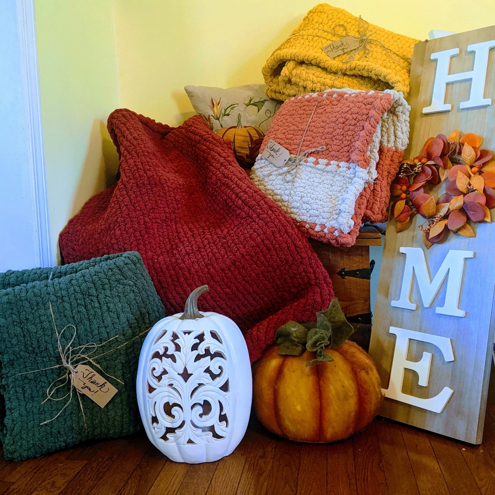Handknit chunky blankets